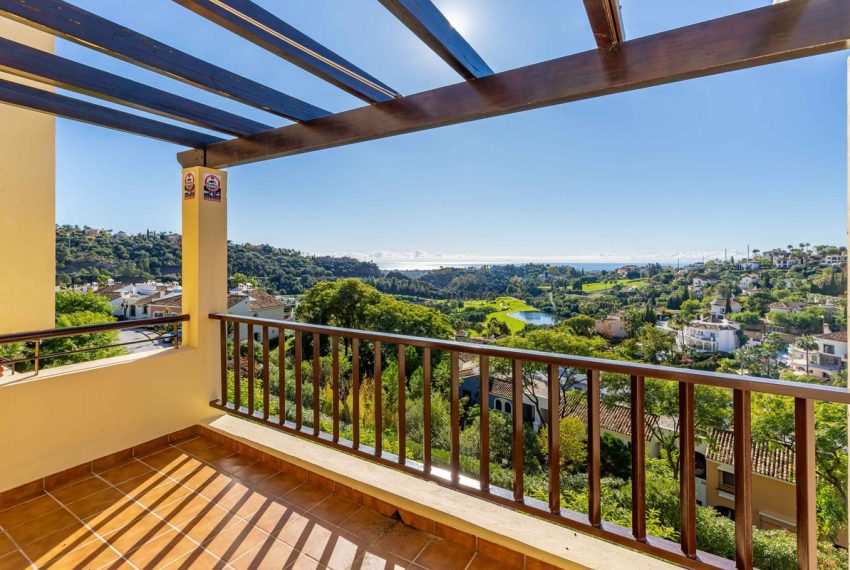 R5256340-Apartment-For-Sale-Los-Arqueros-Penthouse-Duplex-4-Beds-200-Built-7