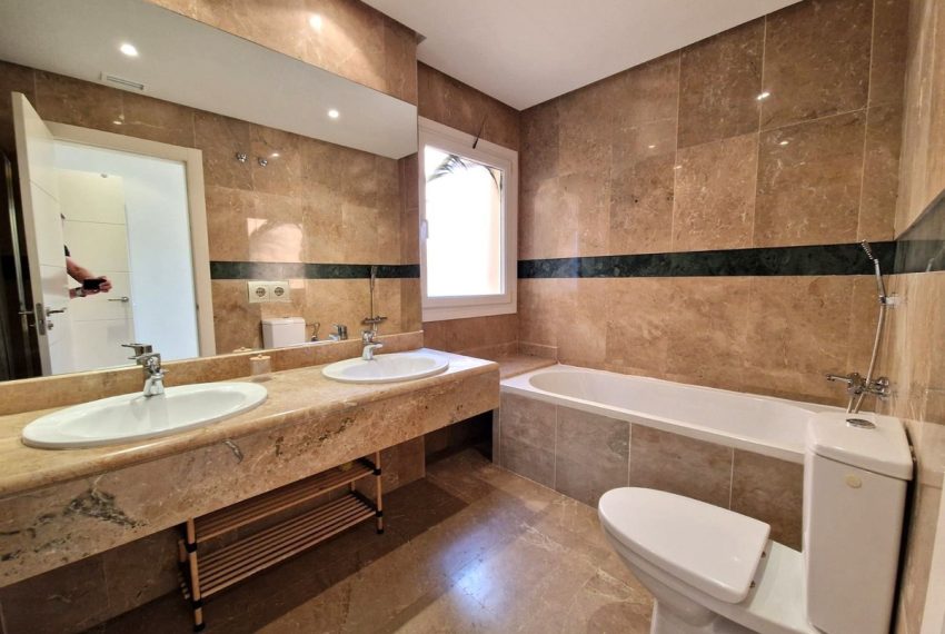 R5256403-Apartment-For-Sale-Marbella-Middle-Floor-Apartment-2-Beds-136-Built-11