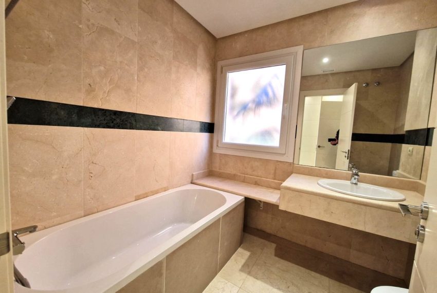 R5256403-Apartment-For-Sale-Marbella-Middle-Floor-Apartment-2-Beds-136-Built-17