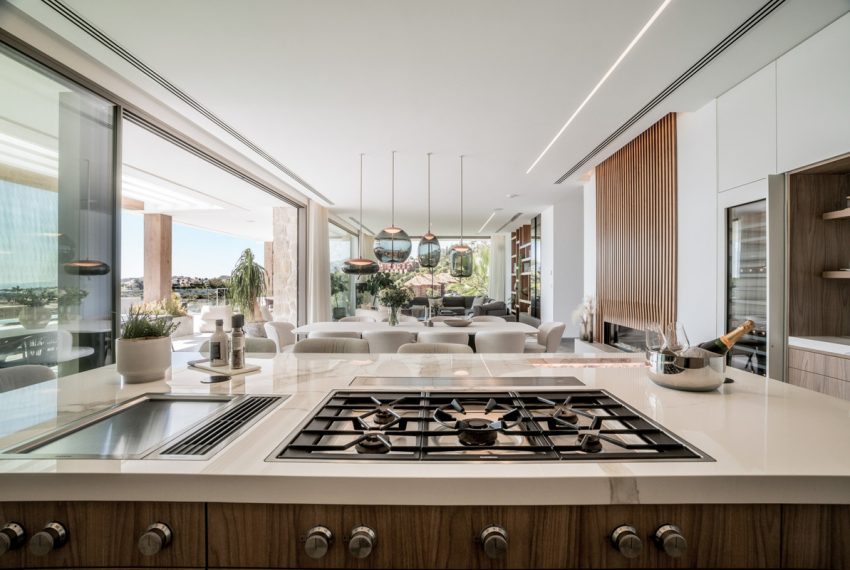 R5256670-House-For-Sale-La-Quinta-Detached-Villa-6-Beds-943-Built-10