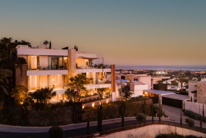 R5256670-House-For-Sale-La-Quinta-Detached-Villa-6-Beds-943-Built