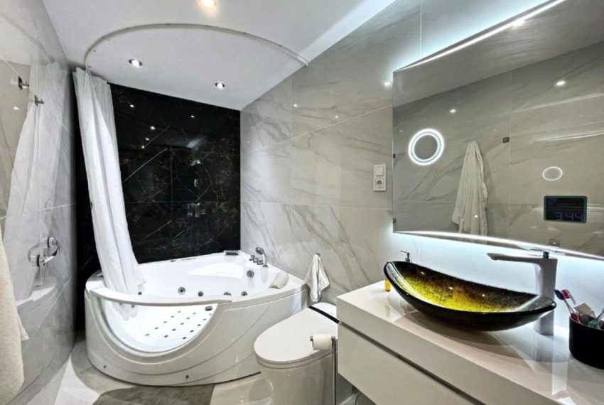 R5257654-Apartment-For-Sale-Marbella-Middle-Floor-Apartment-2-Beds-120-Built-3