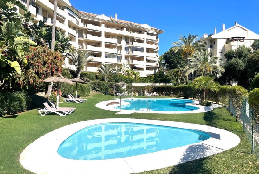 R5257741-Apartment-For-Sale-San-Pedro-de-Alcantara-Middle-Floor-Apartment-3-Beds-154-Built