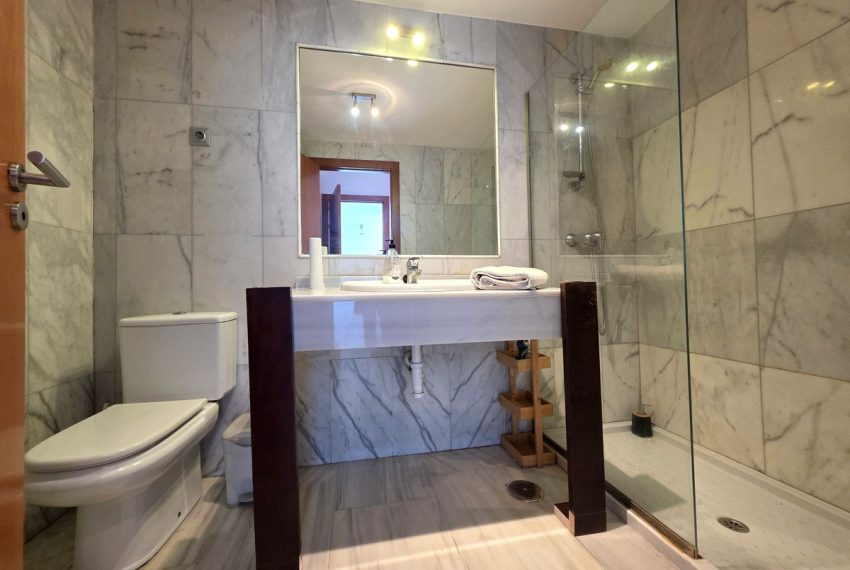 R5257759-Apartment-For-Sale-Benahavis-Penthouse-Duplex-2-Beds-99-Built-13