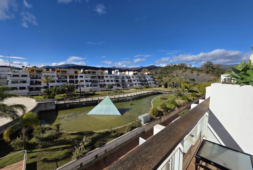 R5257759-Apartment-For-Sale-Benahavis-Penthouse-Duplex-2-Beds-99-Built-2