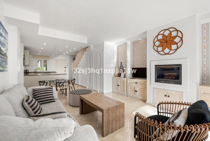 R5258221-House-For-Sale-Estepona-Townhouse-2-Beds-123-Built-5