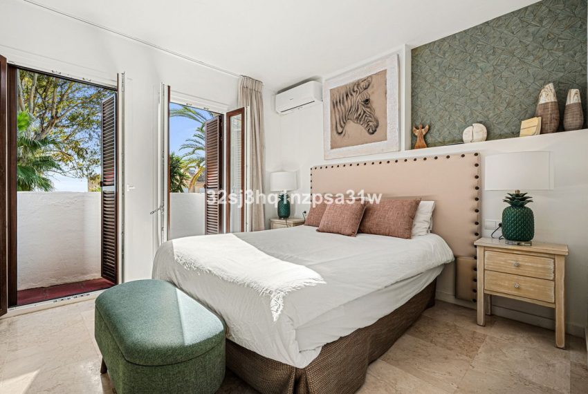 R5258221-House-For-Sale-Estepona-Townhouse-2-Beds-123-Built-7
