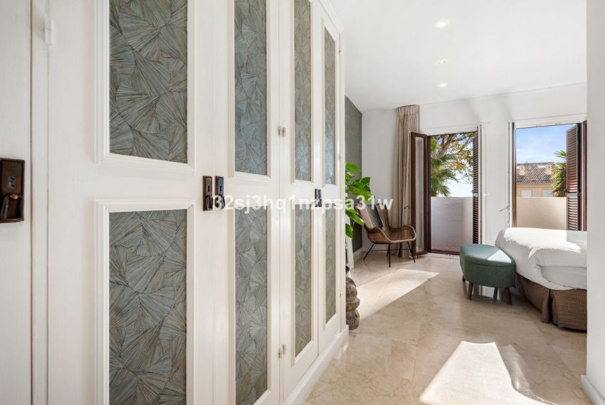 R5258221-House-For-Sale-Estepona-Townhouse-2-Beds-123-Built-8