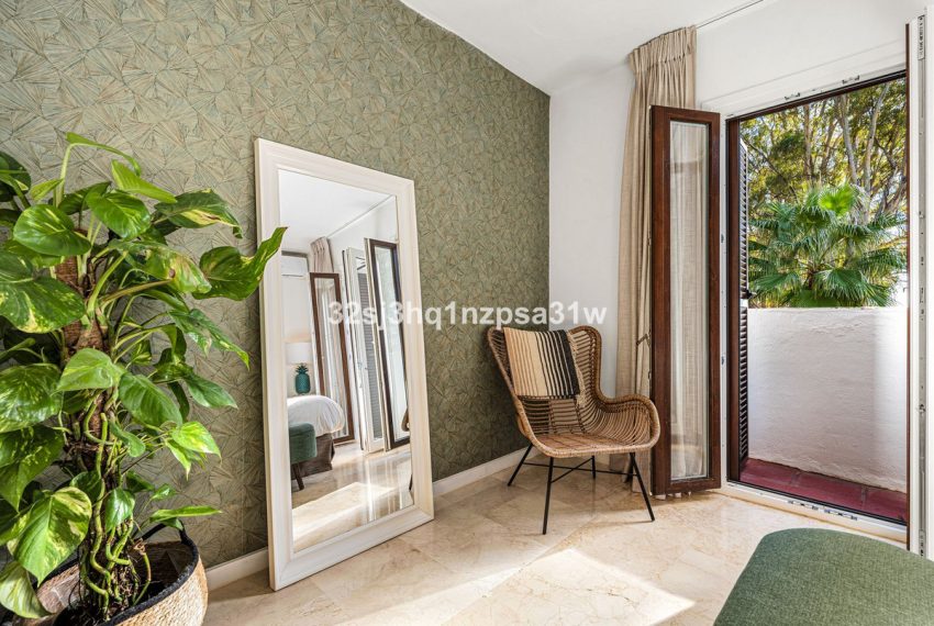 R5258221-House-For-Sale-Estepona-Townhouse-2-Beds-123-Built-9