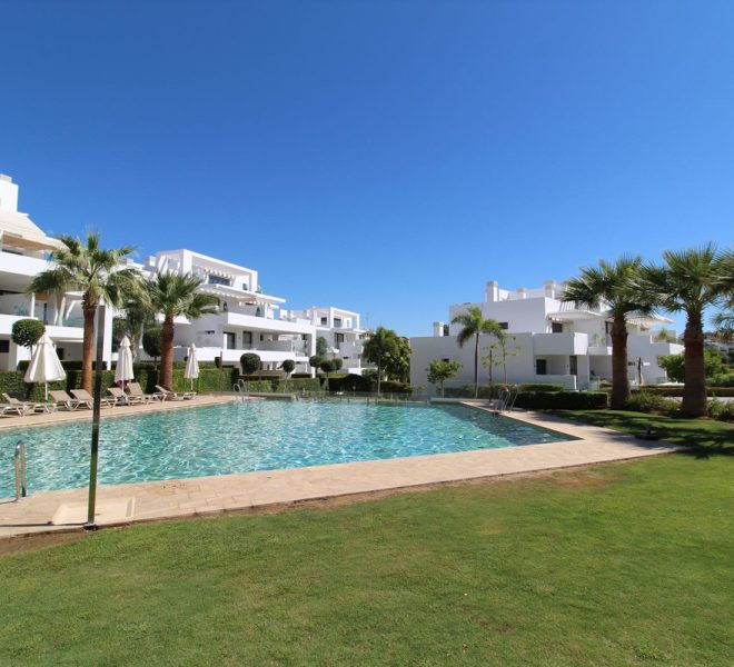 R5258362-Image 1-Penthouse Duplex - 3 Beds - 130 Built