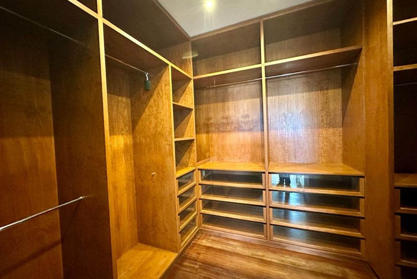 R5258521-House-For-Sale-Benahavis-Detached-Villa-4-Beds-350-Built-14