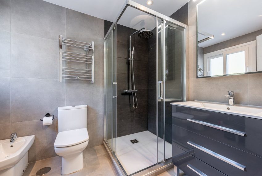 R5258635-Apartment-For-Sale-Los-Almendros-Penthouse-2-Beds-109-Built-11