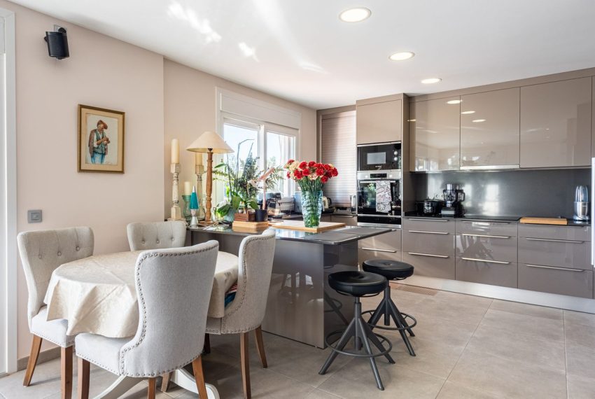 R5258635-Apartment-For-Sale-Los-Almendros-Penthouse-2-Beds-109-Built-2