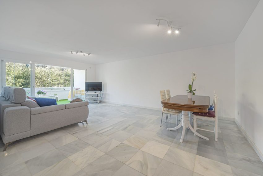 R4455160-Apartment-For-Sale-Nueva-Andalucia-Ground-Floor-Apartment-4-Beds-166-Built-12