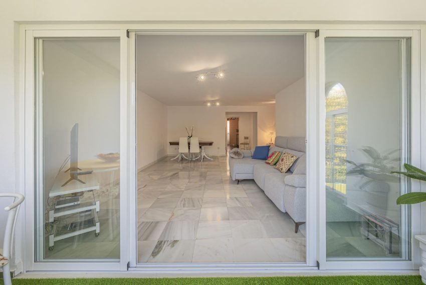 R4455160-Apartment-For-Sale-Nueva-Andalucia-Ground-Floor-Apartment-4-Beds-166-Built-9