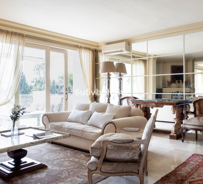 R4884940-Image 1-Penthouse - 3 Beds - 234 Built