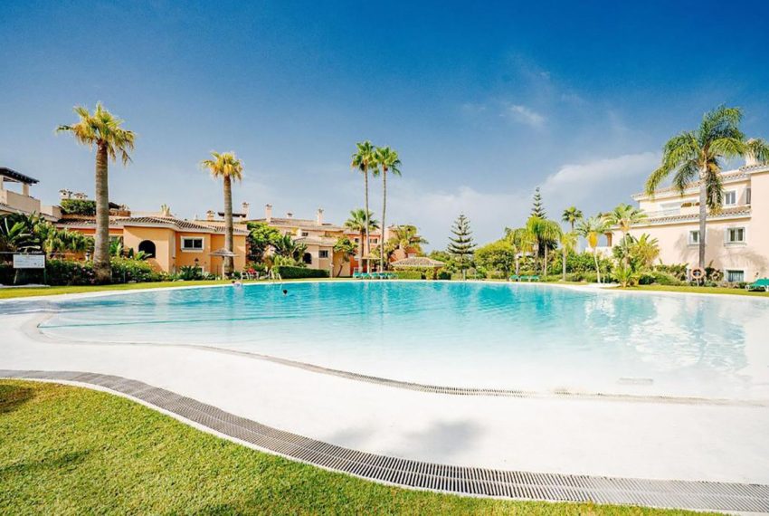 R4943269-Apartment-For-Sale-Estepona-Penthouse-4-Beds-165-Built-1