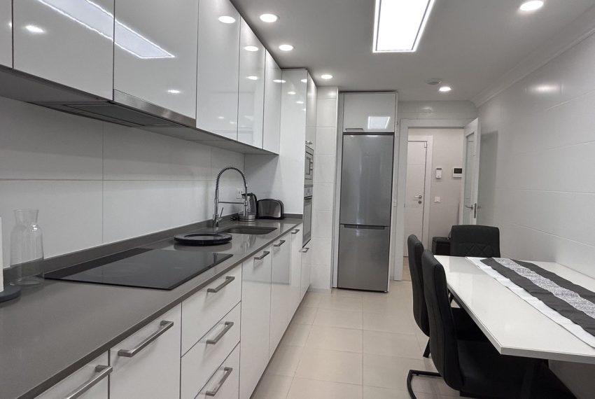 R4955722-Apartment-For-Sale-Nueva-Andalucia-Middle-Floor-Apartment-3-Beds-126-Built-4