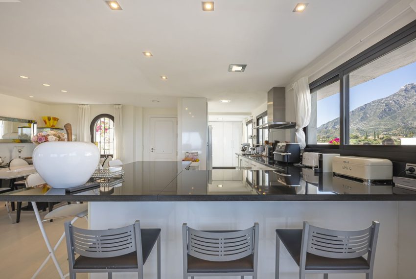 R5044441-Apartment-For-Sale-The-Golden-Mile-Penthouse-2-Beds-207-Built-12