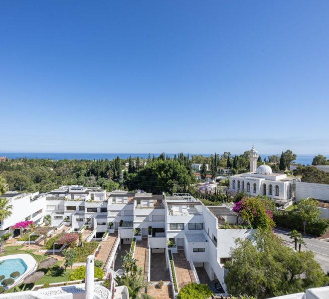 R5044441-Image 1-Penthouse - 2 Beds - 207 Built