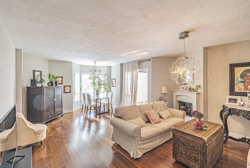 R5104378-Apartment-For-Sale-Nueva-Andalucia-Penthouse-2-Beds-99-Built-2