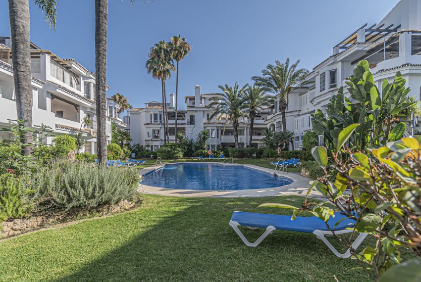 R5104378-Apartment-For-Sale-Nueva-Andalucia-Penthouse-2-Beds-99-Built