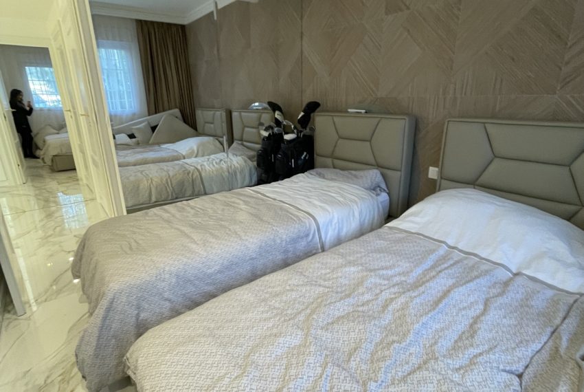 R5165104-Apartment-For-Sale-The-Golden-Mile-Middle-Floor-Apartment-2-Beds-104-Built-8