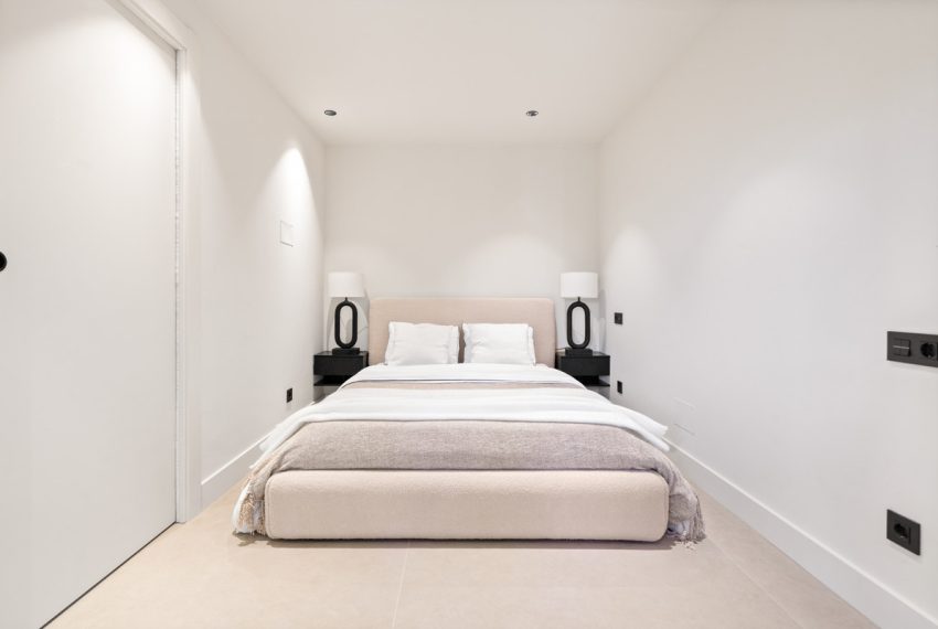 R5194405-Apartment-For-Sale-Nueva-Andalucia-Ground-Floor-Apartment-3-Beds-175-Built-15