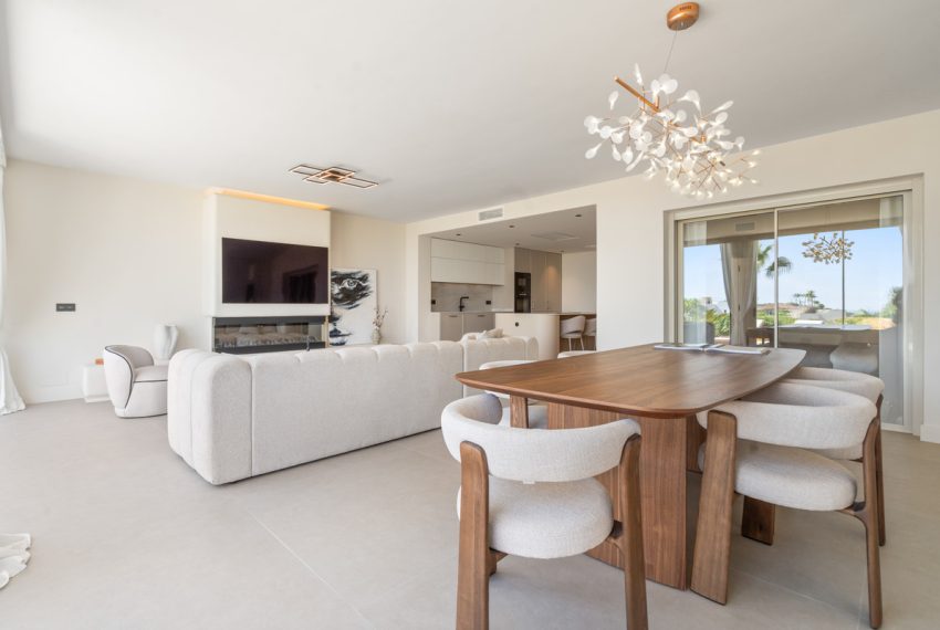 R5194405-Apartment-For-Sale-Nueva-Andalucia-Ground-Floor-Apartment-3-Beds-175-Built-4