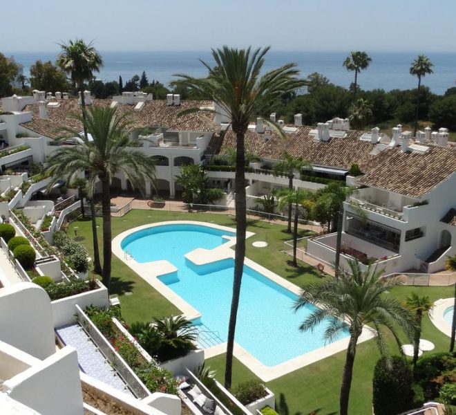 R5215360-Image 1-Penthouse - 3 Beds - 241 Built