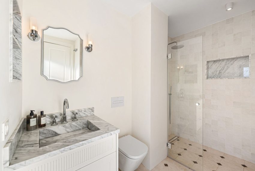 R5225752-House-For-Sale-Nueva-Andalucia-Townhouse-2-Beds-148-Built-13