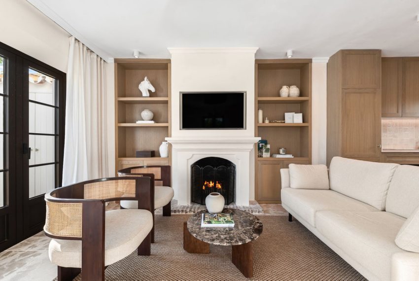 R5225752-House-For-Sale-Nueva-Andalucia-Townhouse-2-Beds-148-Built-2