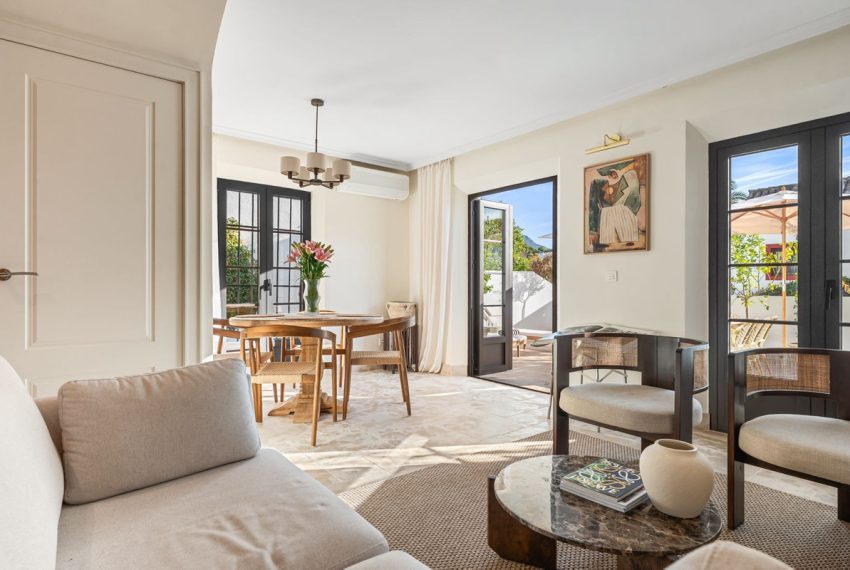 R5225752-House-For-Sale-Nueva-Andalucia-Townhouse-2-Beds-148-Built-6