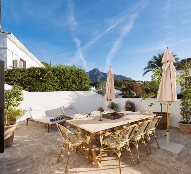 R5225752-Image 1-Townhouse - 2 Beds - 148 Built