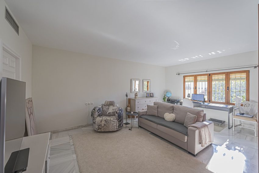 R5236168-Apartment-For-Sale-Benahavis-Ground-Floor-Apartment-2-Beds-128-Built-19