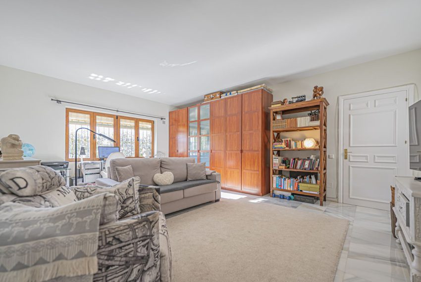 R5236168-Apartment-For-Sale-Benahavis-Ground-Floor-Apartment-2-Beds-128-Built-6