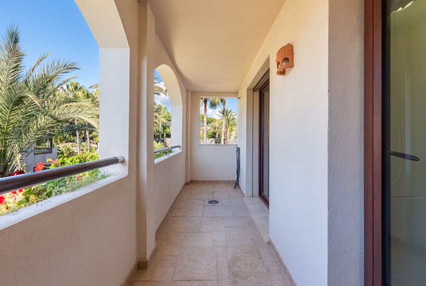 R5250022-Apartment-For-Sale-Nueva-Andalucia-Middle-Floor-Apartment-2-Beds-81-Built-16