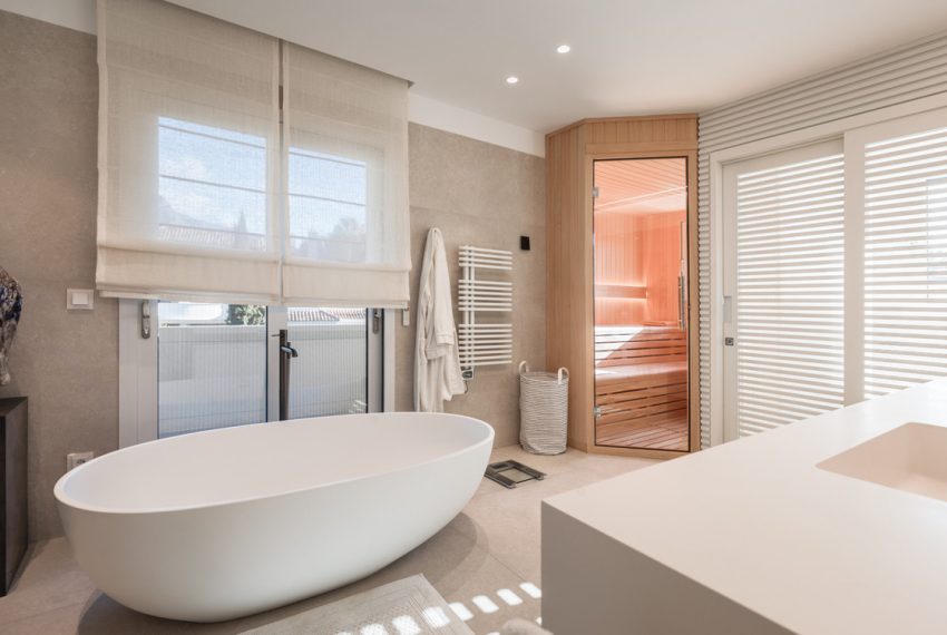 R5253520-Apartment-For-Sale-Nueva-Andalucia-Penthouse-Duplex-3-Beds-407-Built-15