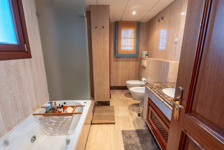 R5255689-Apartment-For-Sale-Estepona-Penthouse-1-Beds-134-Built-17