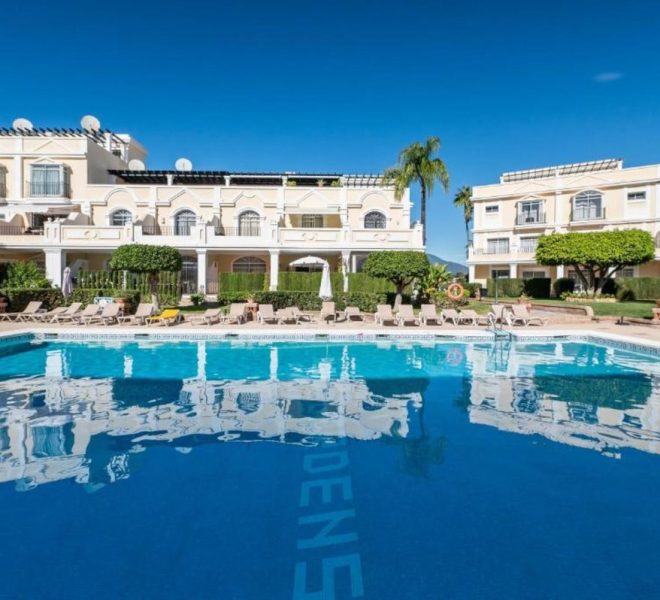 R5256058-Image 1-Penthouse Duplex - 4 Beds - 170 Built