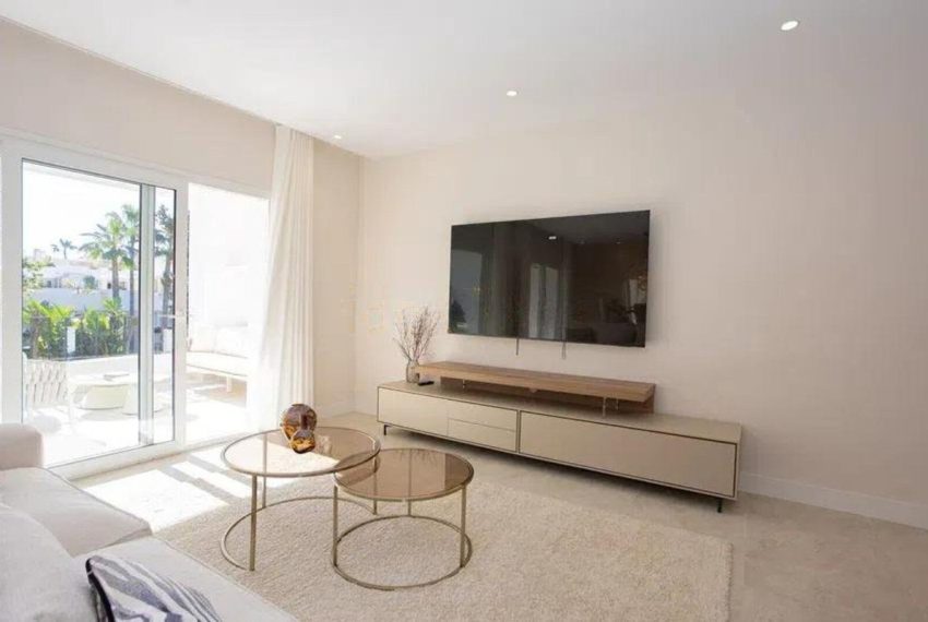 R5256058-Apartment-For-Sale-Nueva-Andalucia-Penthouse-Duplex-4-Beds-170-Built-9