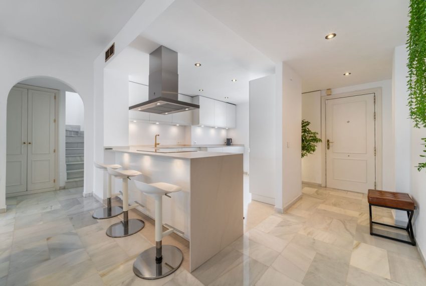 R5258317-Apartment-For-Sale-Nagueles-Penthouse-Duplex-3-Beds-142-Built-7