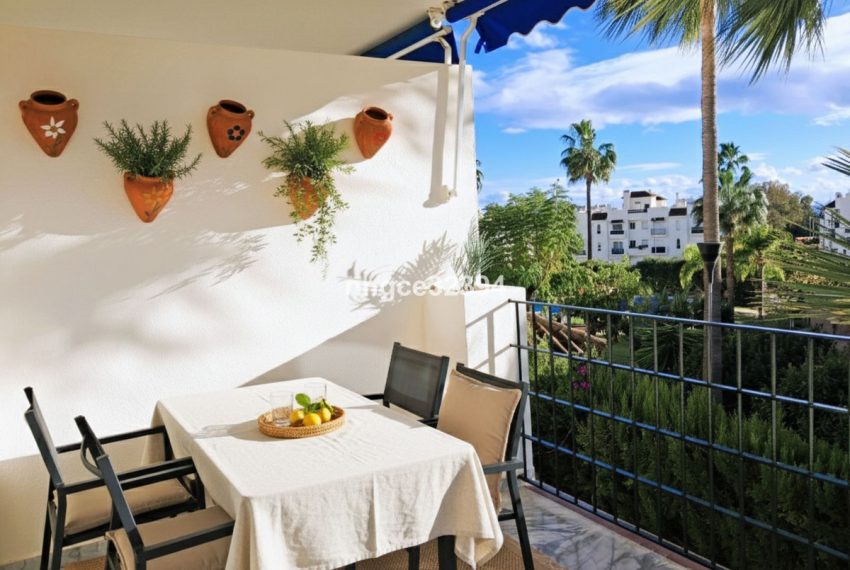 R5258962-Apartment-For-Sale-Puerto-Banus-Middle-Floor-Apartment-2-Beds-95-Built