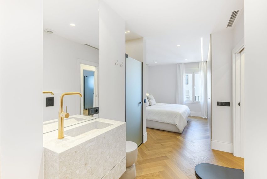 R5259064-Apartment-For-Sale-Puerto-Banus-Middle-Floor-Apartment-2-Beds-100-Built-1