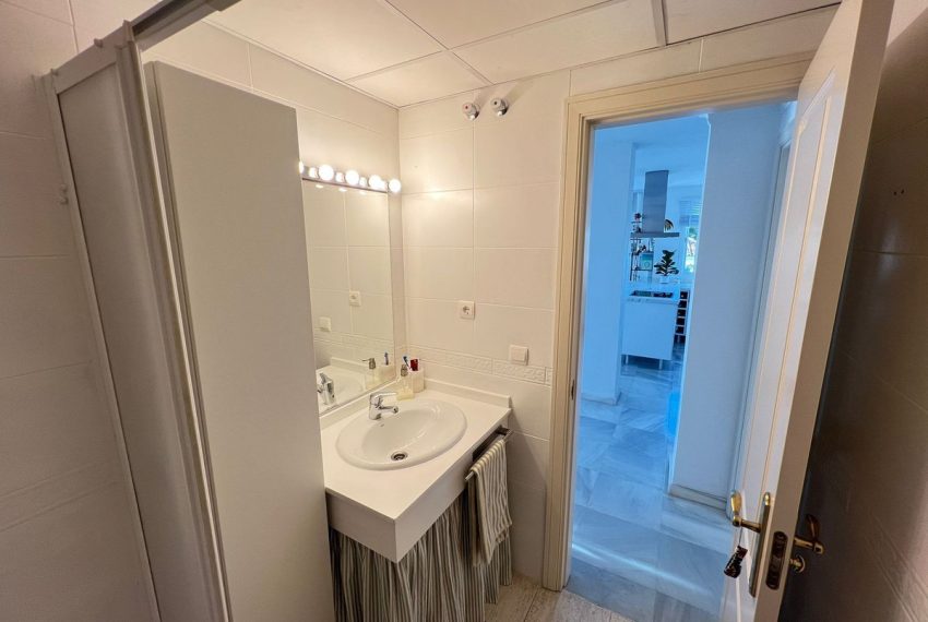 R5261050-Apartment-For-Sale-Nueva-Andalucia-Penthouse-2-Beds-110-Built-18