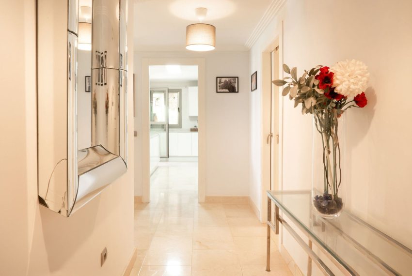 R5261293-Apartment-For-Sale-Benahavis-Ground-Floor-Apartment-3-Beds-128-Built-14