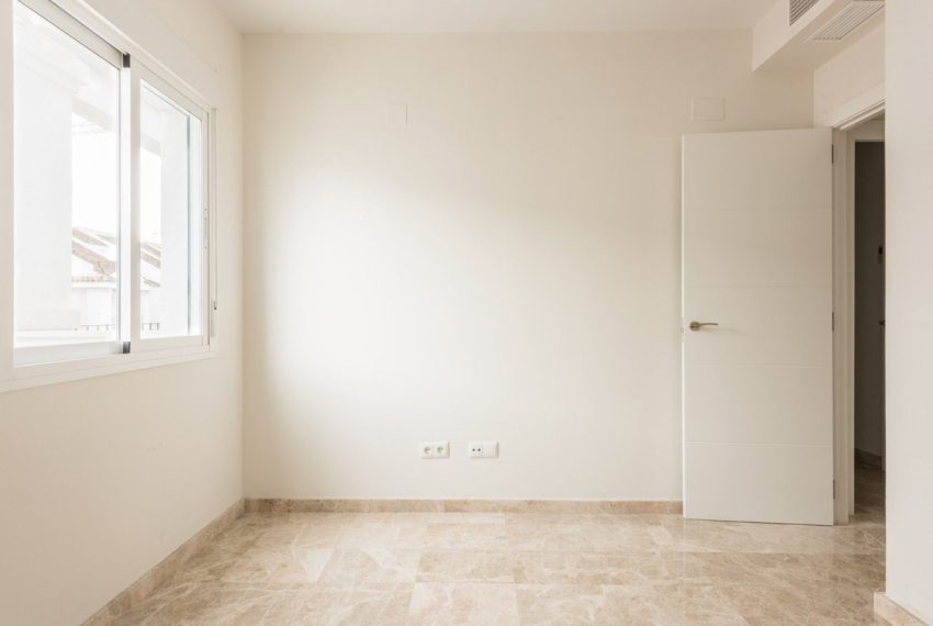 R5264071-House-For-Sale-Nueva-Andalucia-Semi-Detached-House-3-Beds-135-Built-10