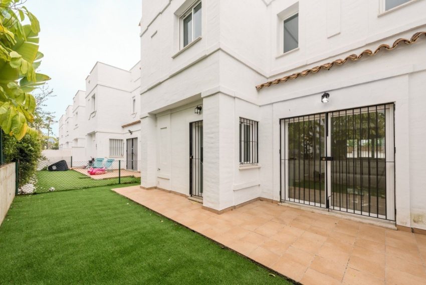 R5264071-House-For-Sale-Nueva-Andalucia-Semi-Detached-House-3-Beds-135-Built-3