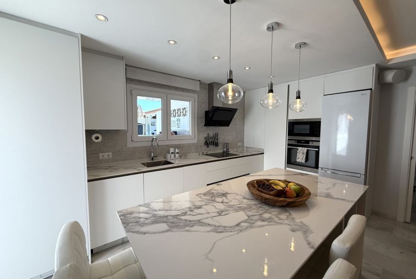 R5264113-Apartment-For-Sale-Estepona-Penthouse-3-Beds-108-Built-18