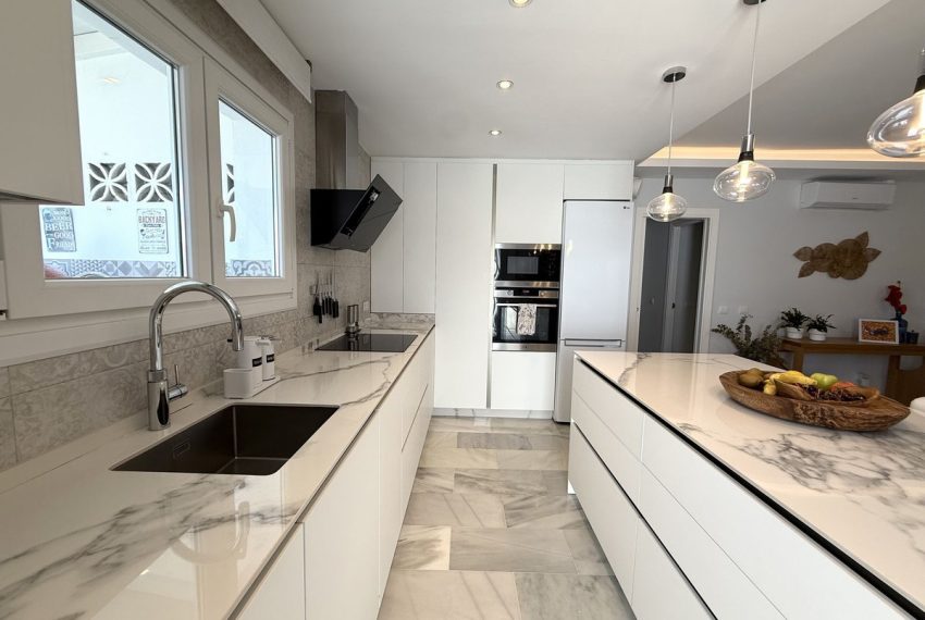 R5264113-Apartment-For-Sale-Estepona-Penthouse-3-Beds-108-Built-3